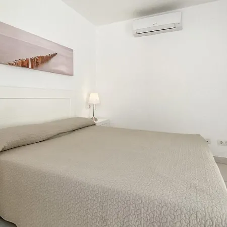 Ana Maria Vila